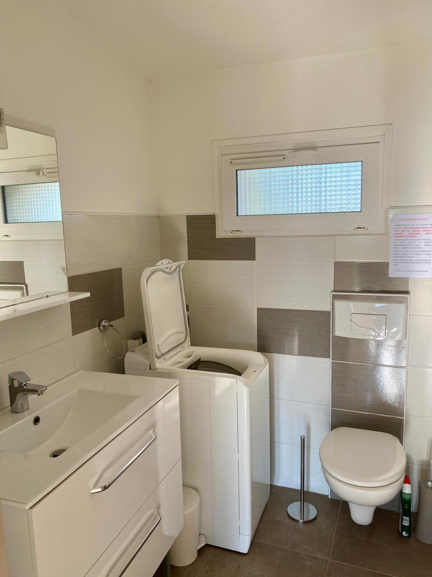 Appartement Le Micocoulier à La Crau Extérieur photo
