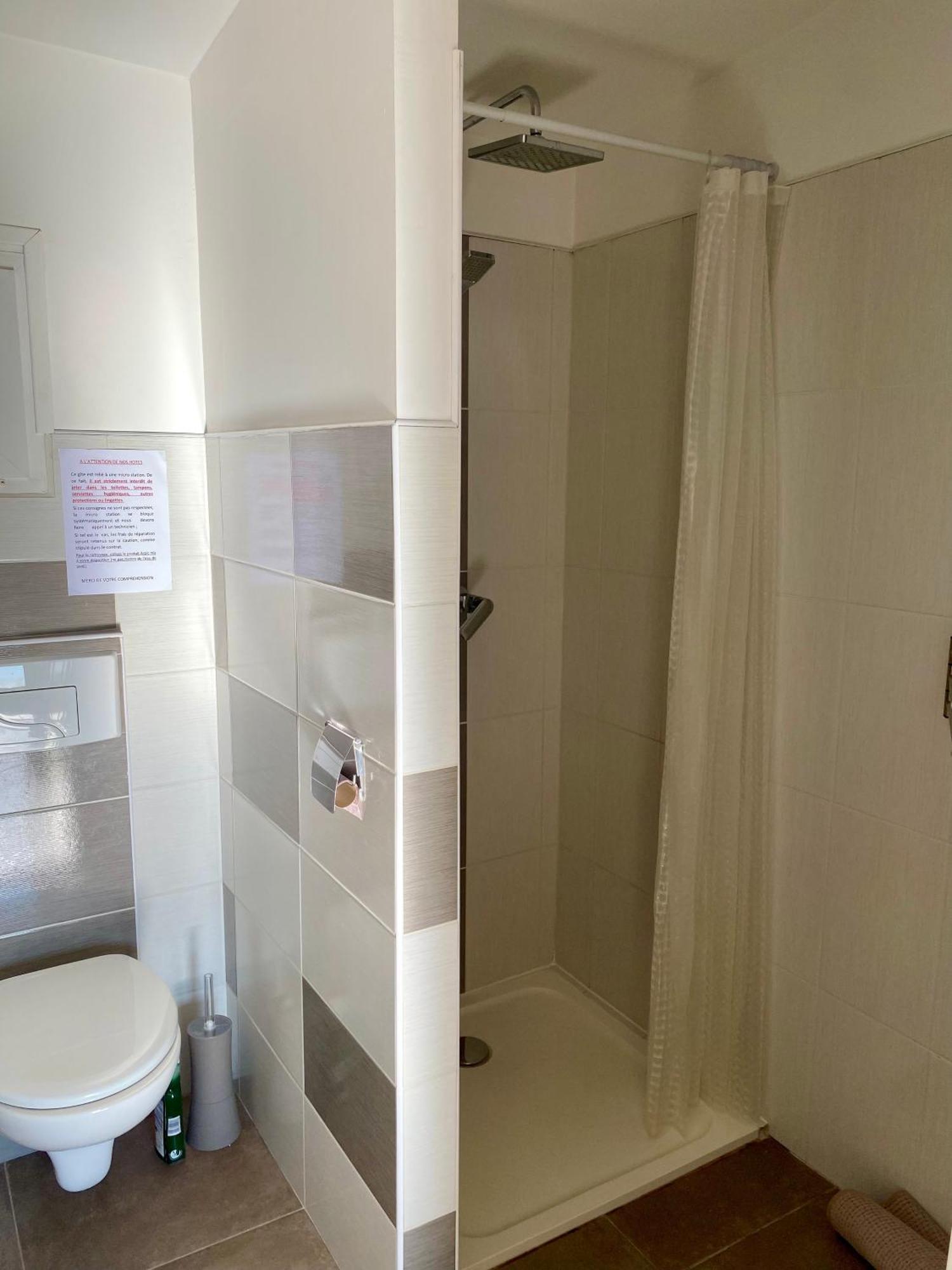 Appartement Le Micocoulier à La Crau Extérieur photo