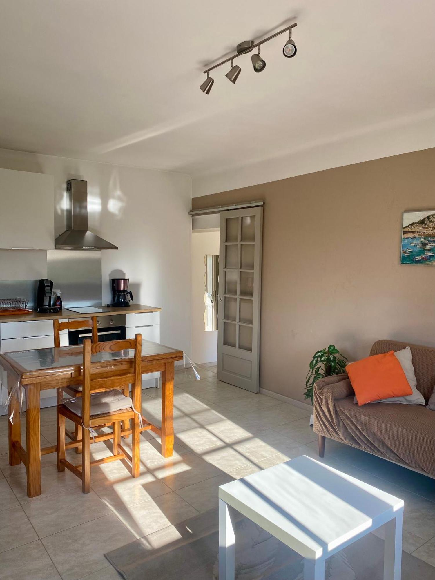 Appartement Le Micocoulier à La Crau Extérieur photo