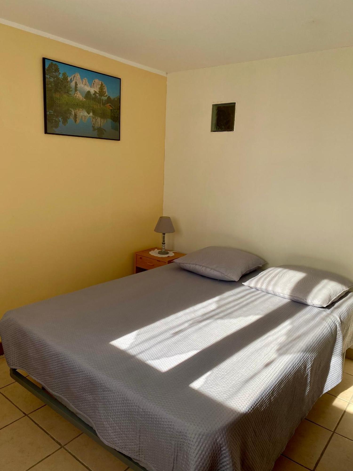 Appartement Le Micocoulier à La Crau Extérieur photo
