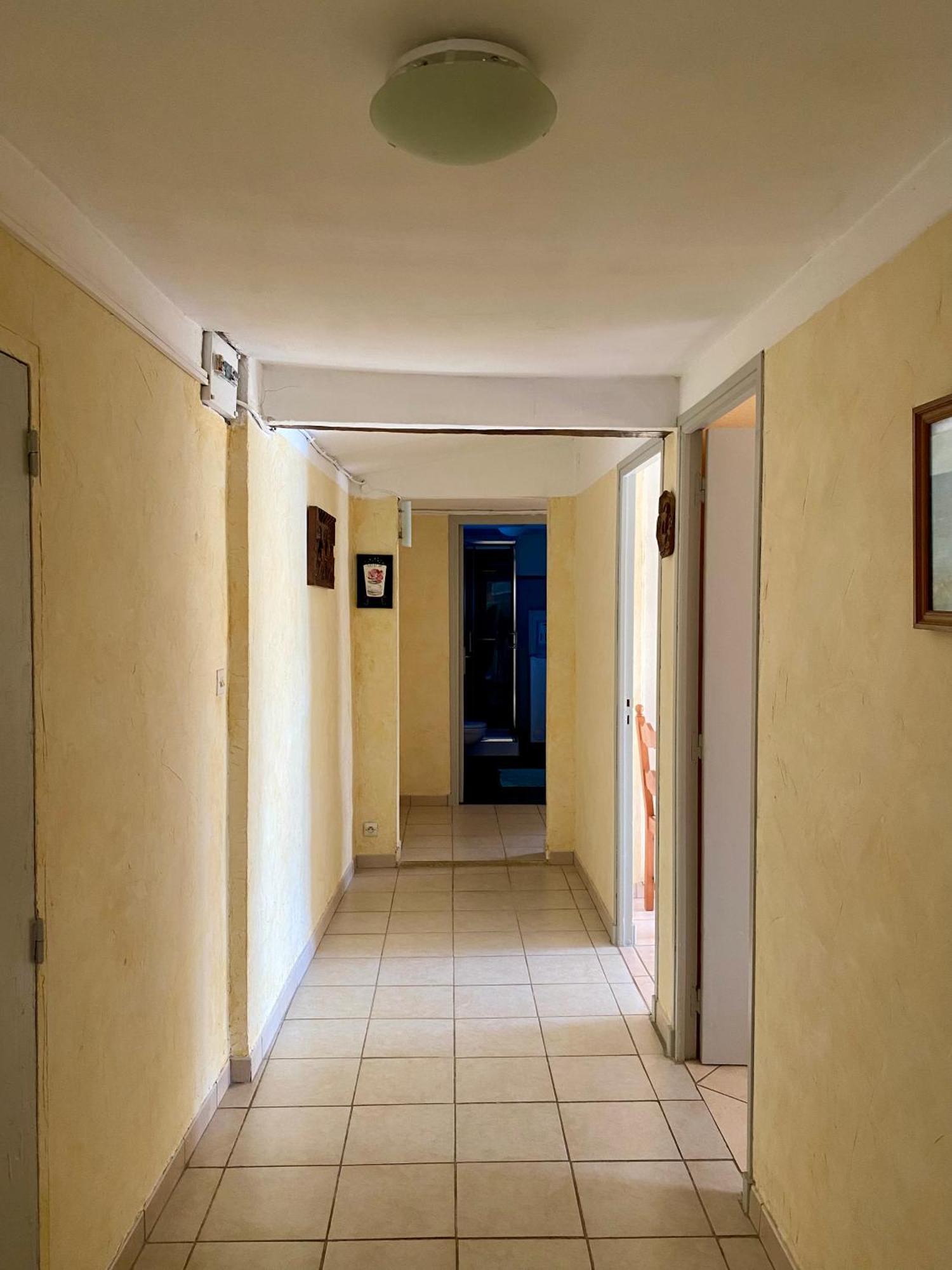 Appartement Le Micocoulier à La Crau Extérieur photo